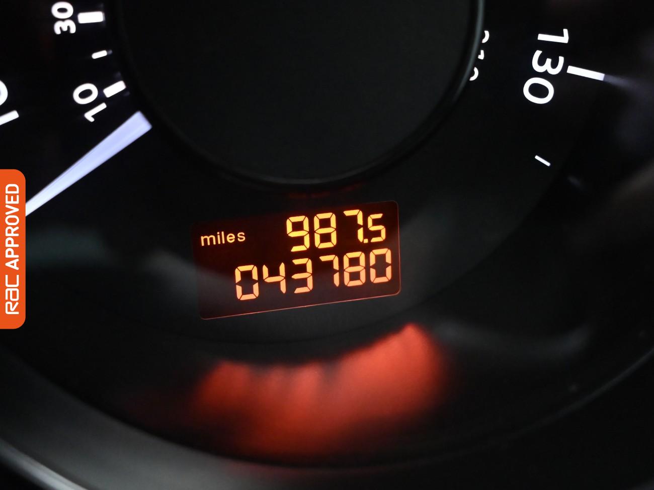 Used Peugeot 3008 2016 for sale - 76495355: Photo 11