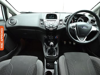 Used Ford Fiesta 2015 for sale - 78755219: Photo