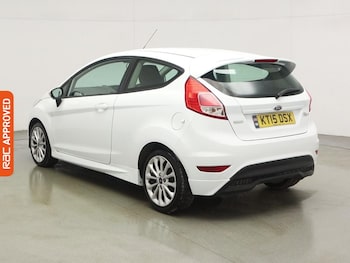 Used Ford Fiesta 2015 for sale - 78755219: Photo