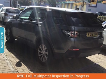 Used Land Rover Discovery Sport 2016 for sale - 76142186: Photo 2