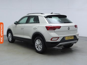 Used Volkswagen T-Roc 2023 for sale - 79429244: Photo