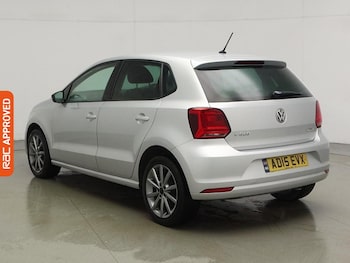 Used Volkswagen Polo 2015 for sale - 77703394: Photo