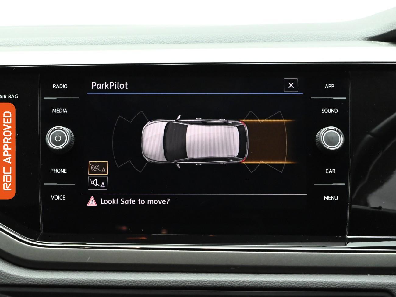 Used Volkswagen Polo 2018 for sale - 77483304: Photo 3