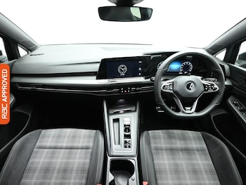 Used Volkswagen Golf 2022 for sale - 76649122: Photo