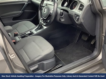Used Volkswagen Golf 2014 for sale - 78552075: Photo
