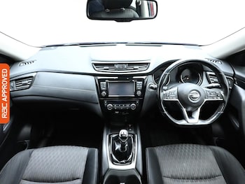Used Nissan X-Trail 2018 for sale - 75819735: Photo