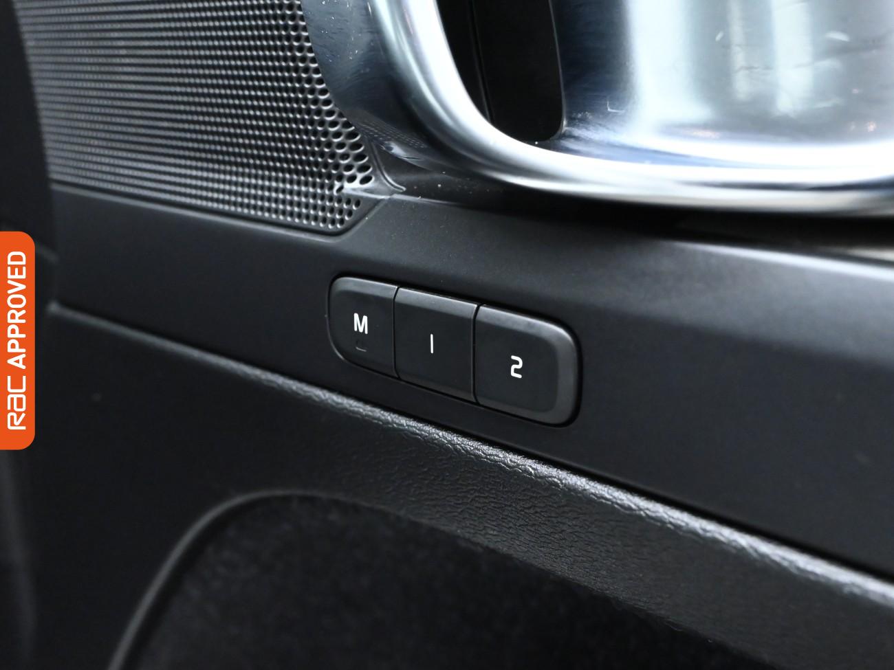 Used Volvo XC40 2020 for sale - 75898191: Photo 25