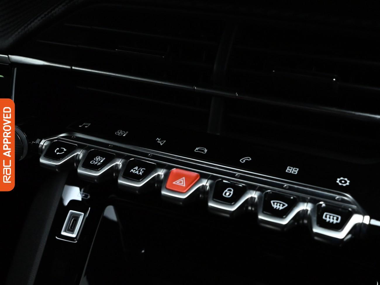 Used Peugeot 2008 2022 for sale - 75994432: Photo 16