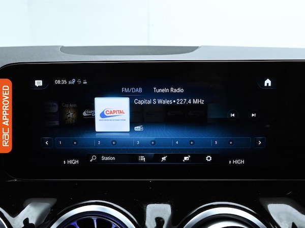 Used Mercedes-Benz EQA 2022 for sale - 76262667: Photo 16