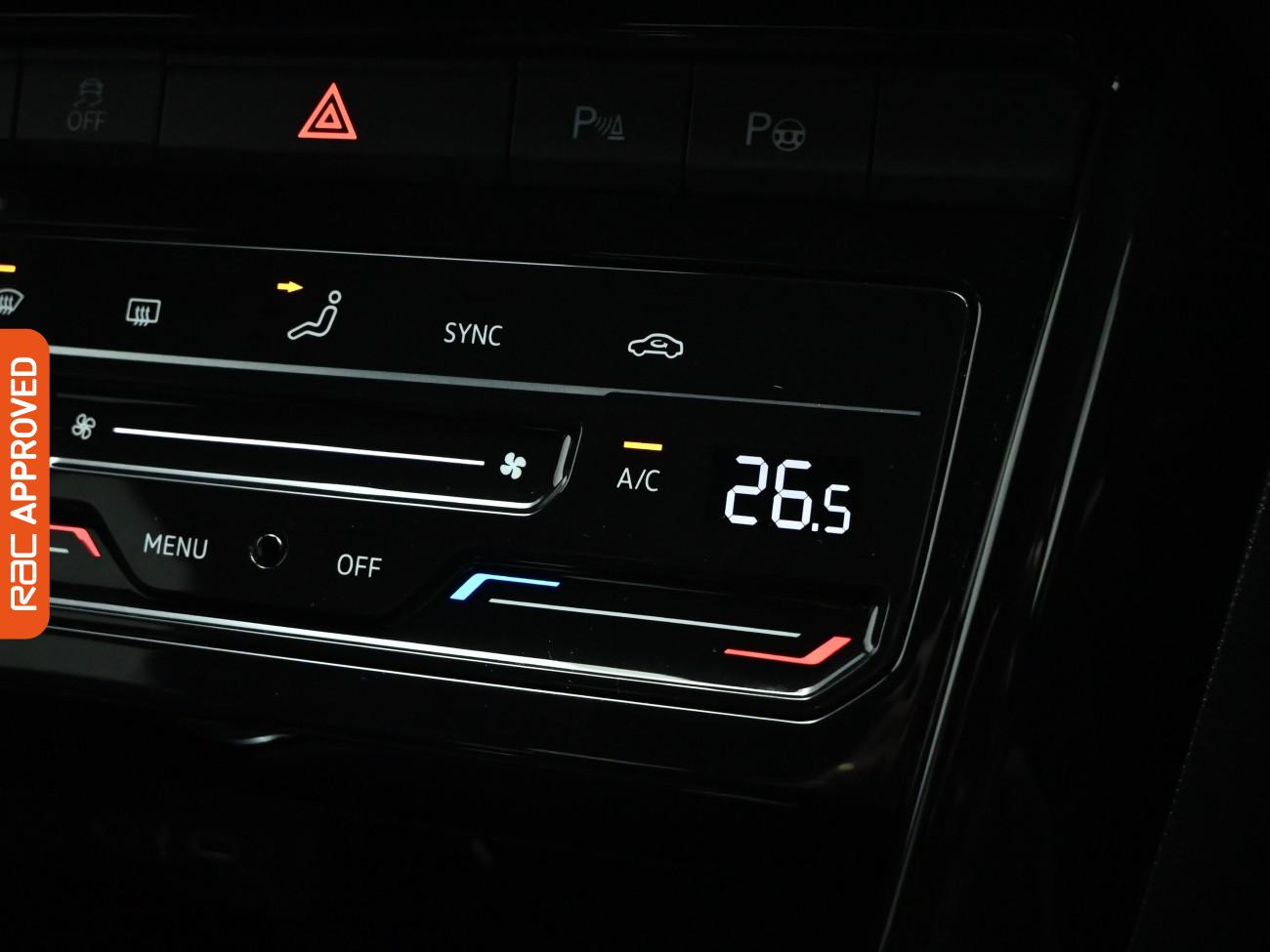 Used Volkswagen T-Roc 2023 for sale - 77340743: Photo 22