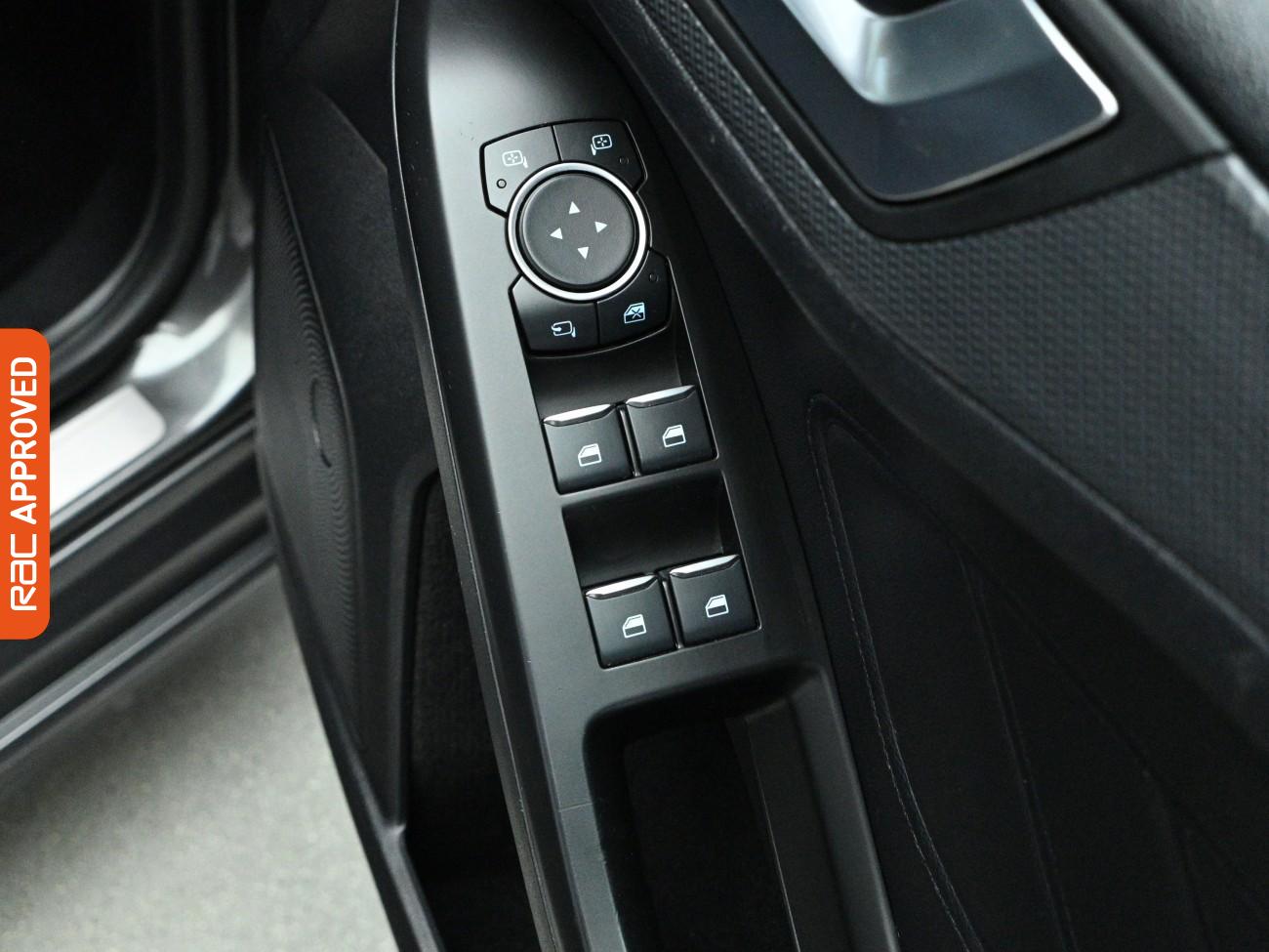 Used Ford Focus 2019 for sale - 77890610: Photo 21