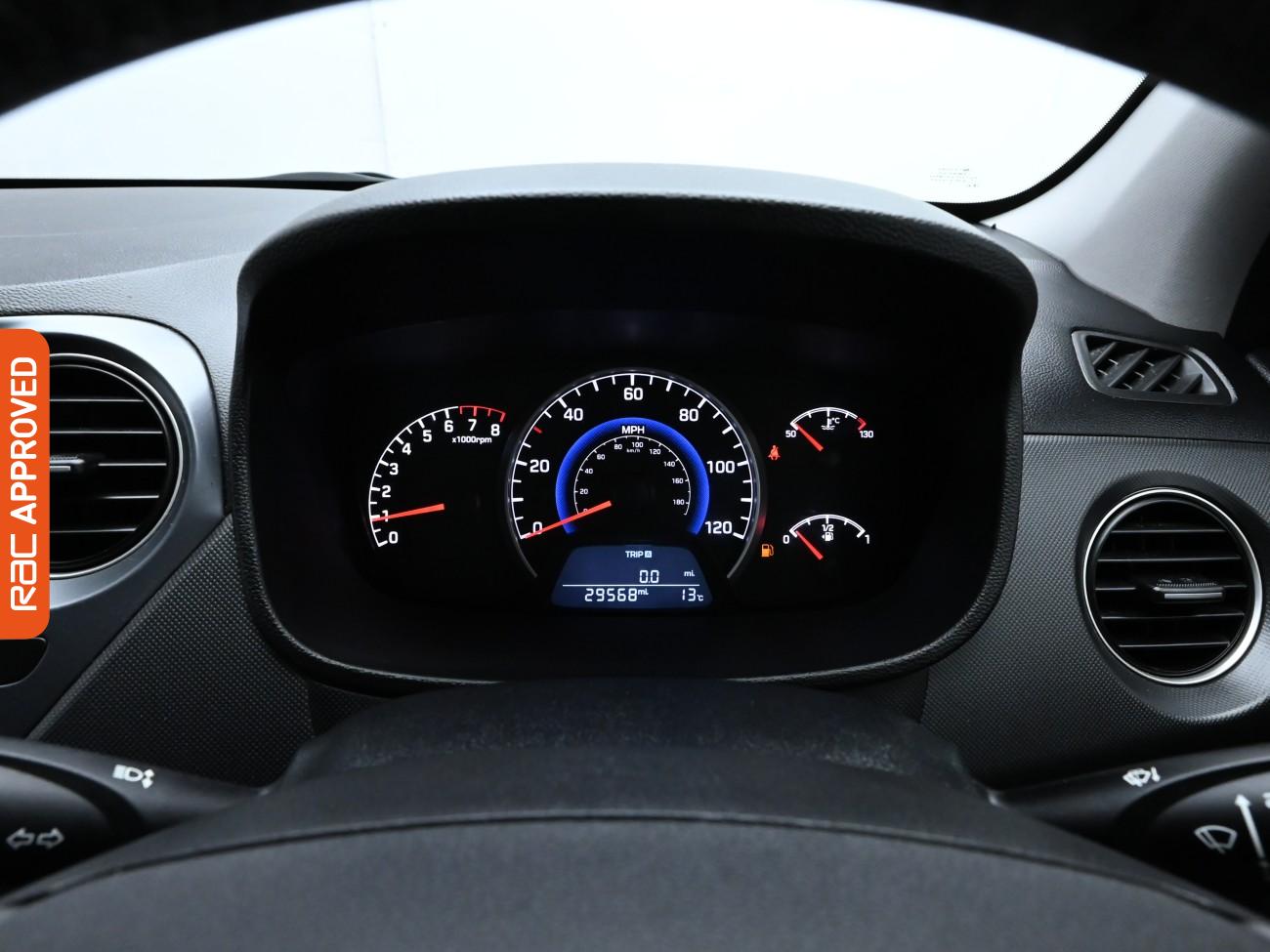 Used Hyundai i10 2020 for sale - 76288241: Photo 11