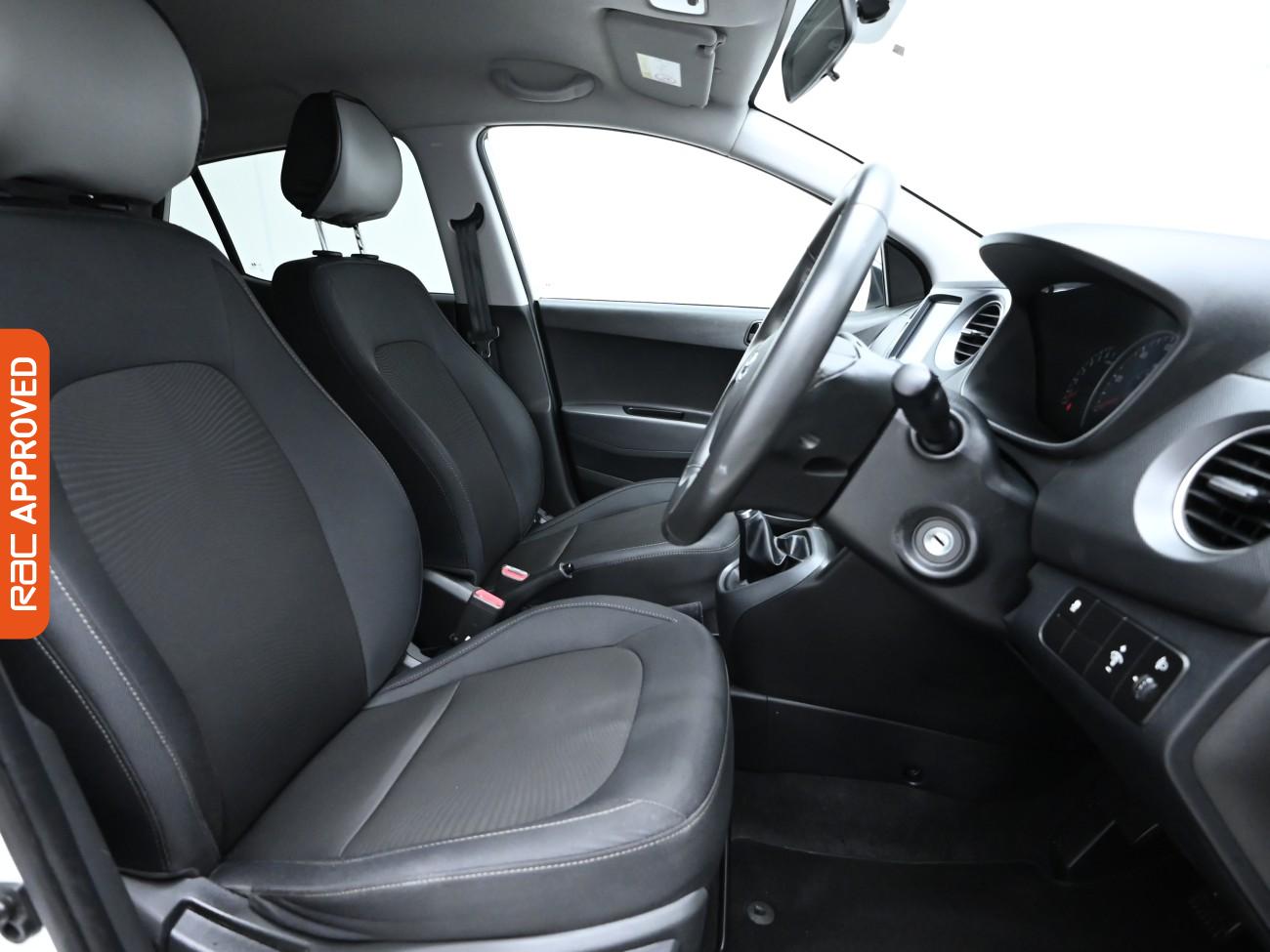 Used Hyundai i10 2020 for sale - 76288241: Photo 12