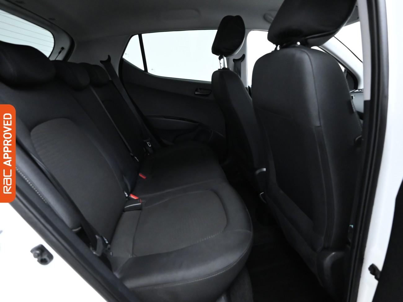 Used Hyundai i10 2020 for sale - 76288241: Photo 13