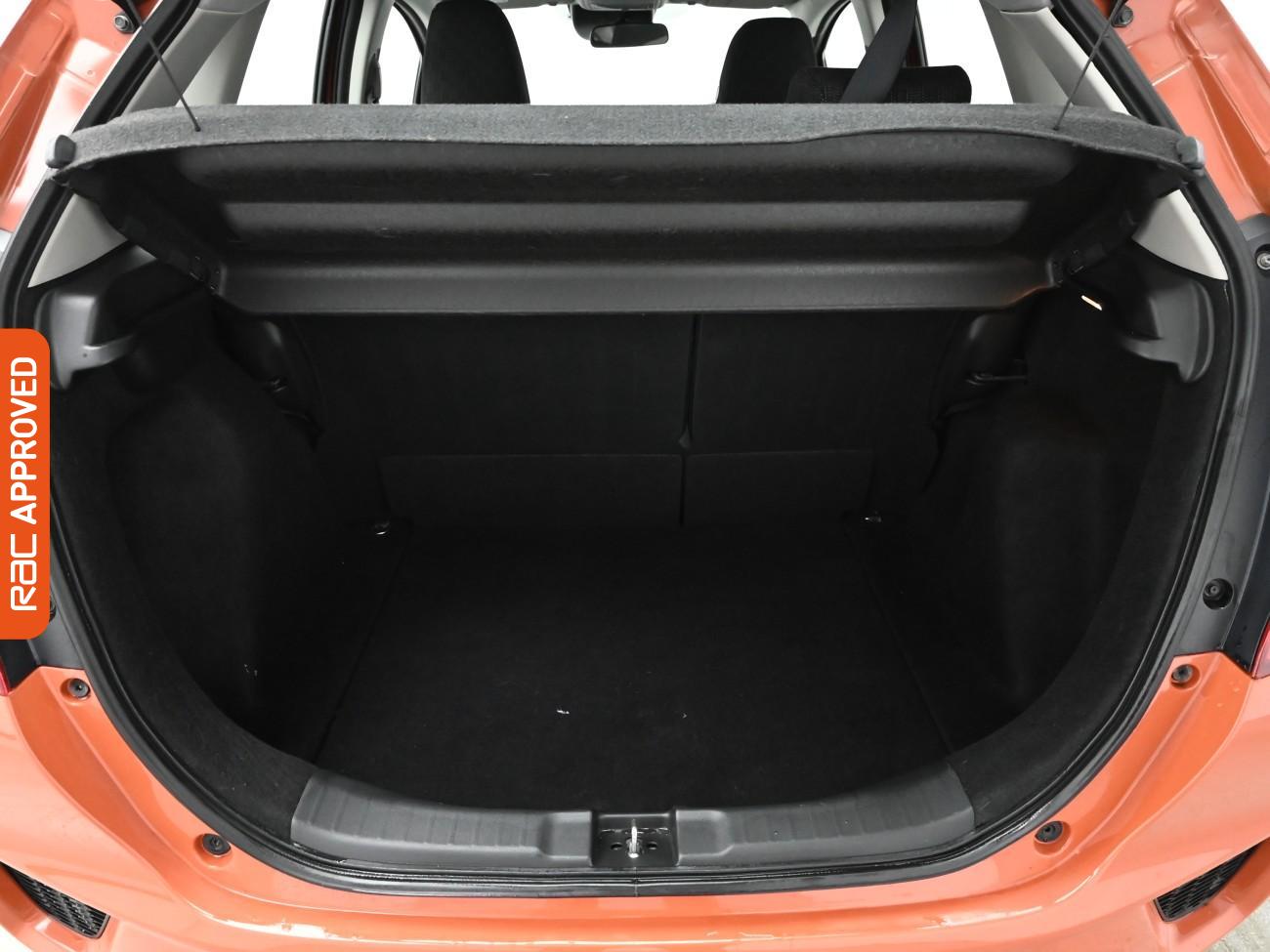 Used Honda Jazz 2017 for sale - 76961695: Photo 13