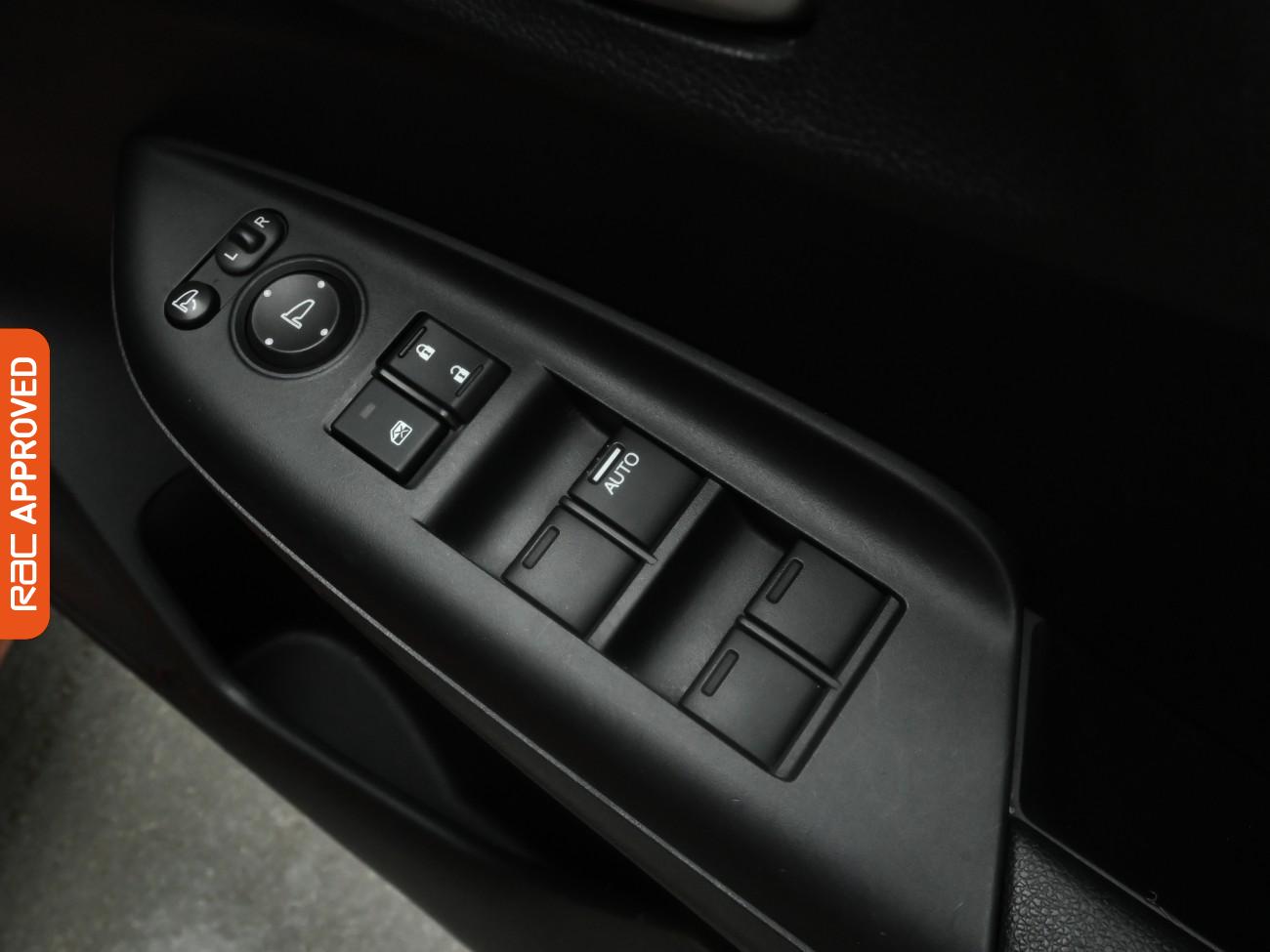 Used Honda Jazz 2017 for sale - 76961695: Photo 23