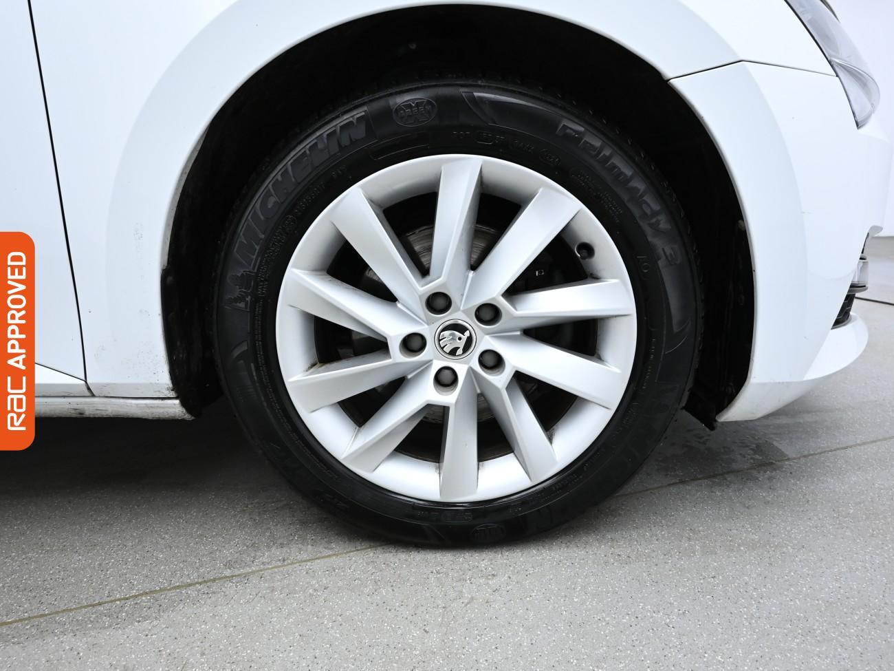 Used Skoda Superb 2021 for sale - 76364739: Photo 26