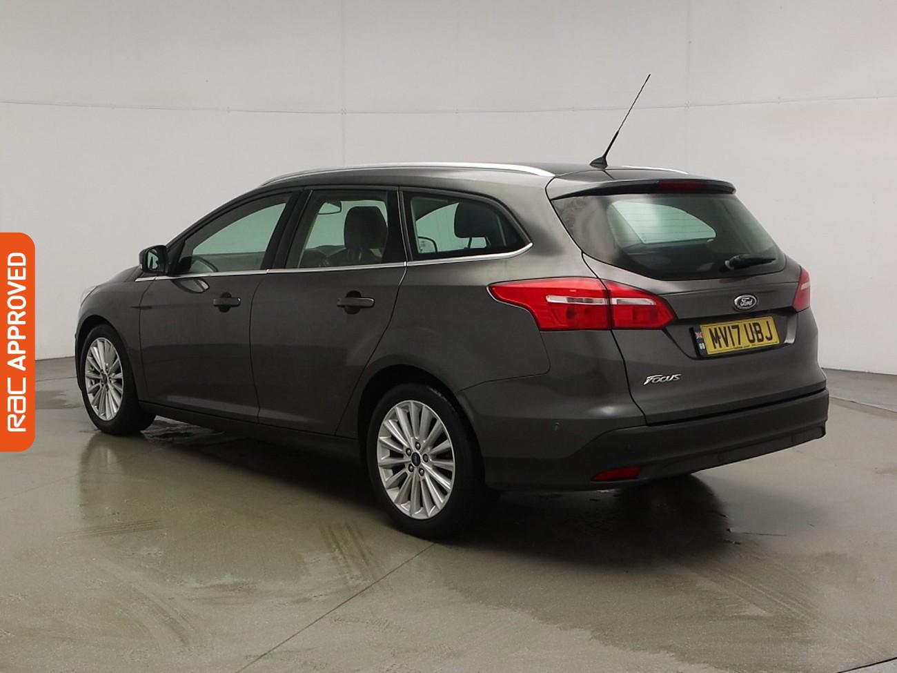 Used Ford Focus 2017 for sale - 76115221: Photo 4