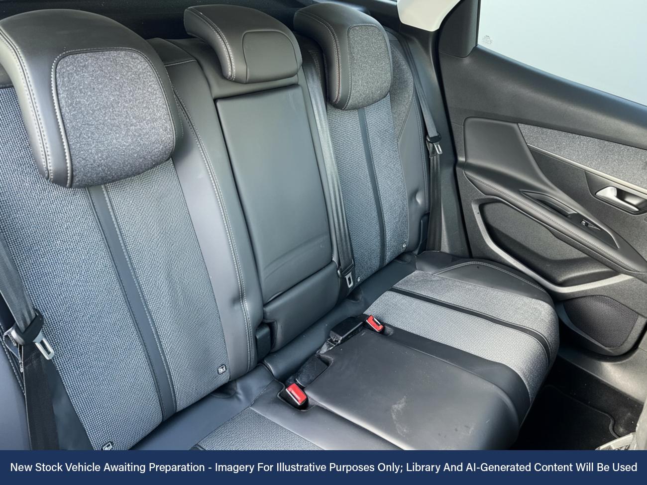 Used Peugeot 3008 2017 for sale - 76798372: Photo 4