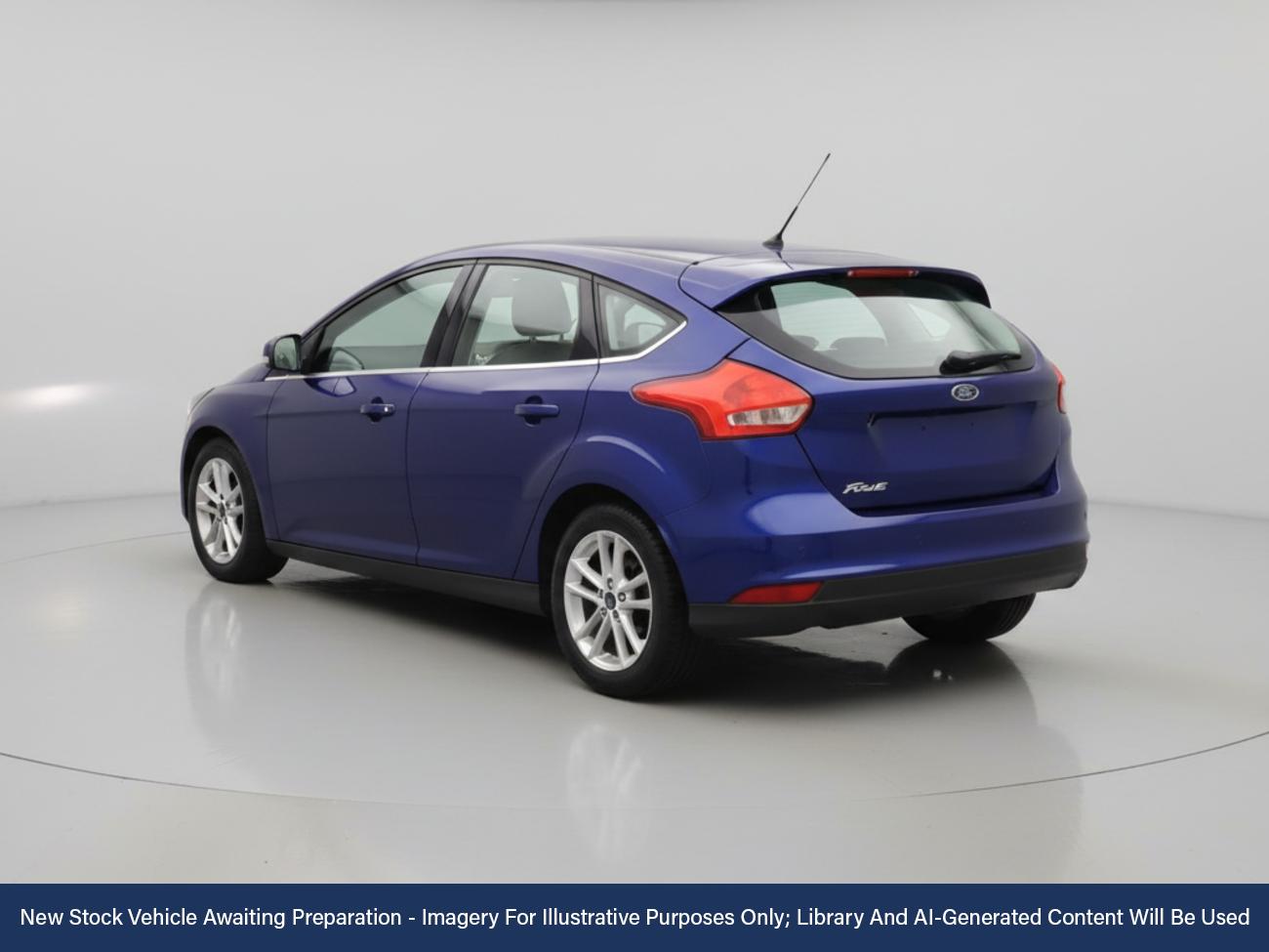 Used Ford Focus 2015 for sale - 76576199: Photo 2