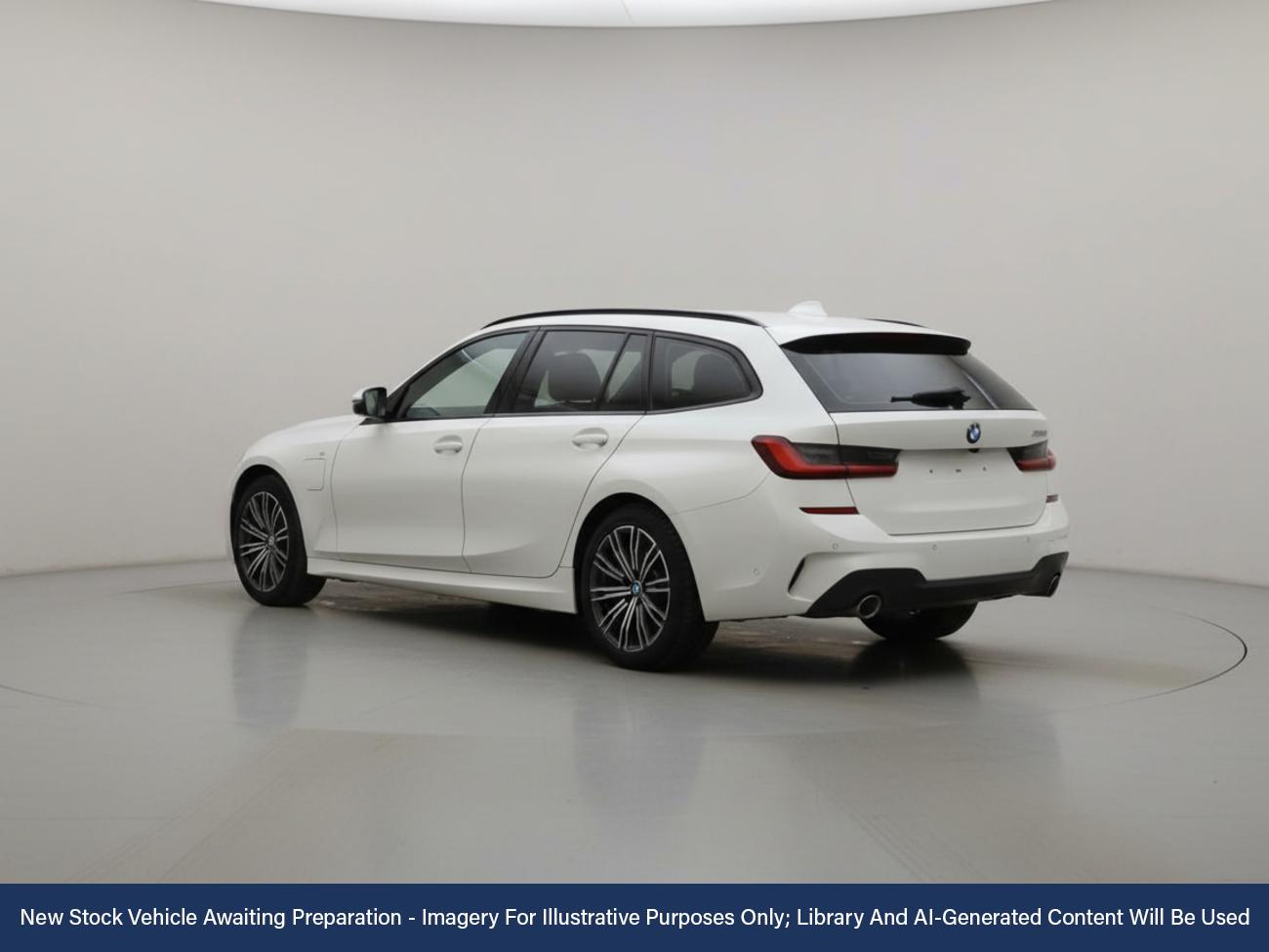 Used BMW 3 Series 2021 for sale - 76650584: Photo 2