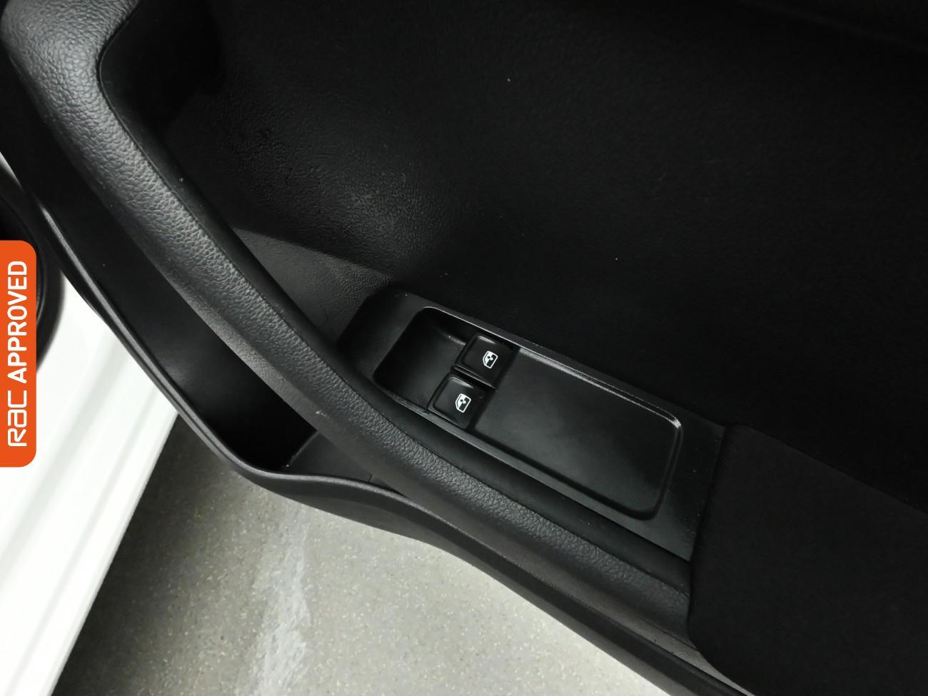 Used Skoda Fabia 2018 for sale - 77236085: Photo 24