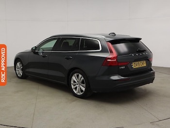 Used Volvo V60 2019 for sale - 75581252: Photo