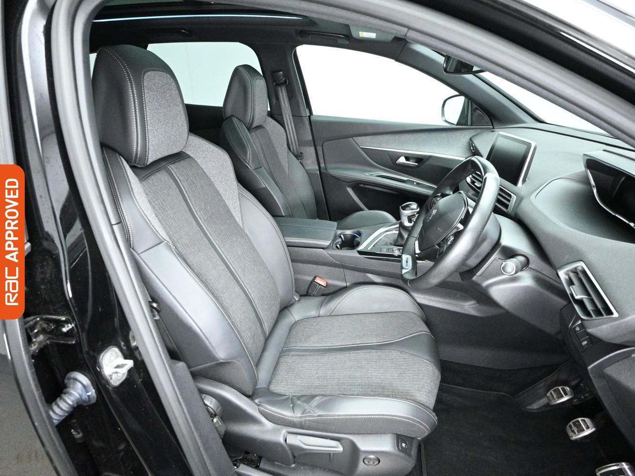 Used Peugeot 3008 2019 for sale - 77935773: Photo 12