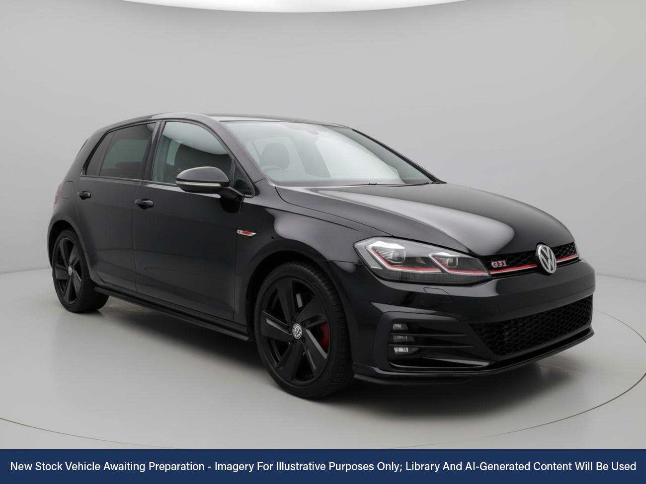 Used Volkswagen Golf 2018 for sale - 76705559: Photo 1