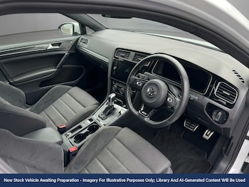 Used Volkswagen Golf 2018 for sale - 78807319: Photo