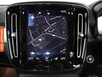 Used Volvo XC40 2019 for sale - 79444445: Photo