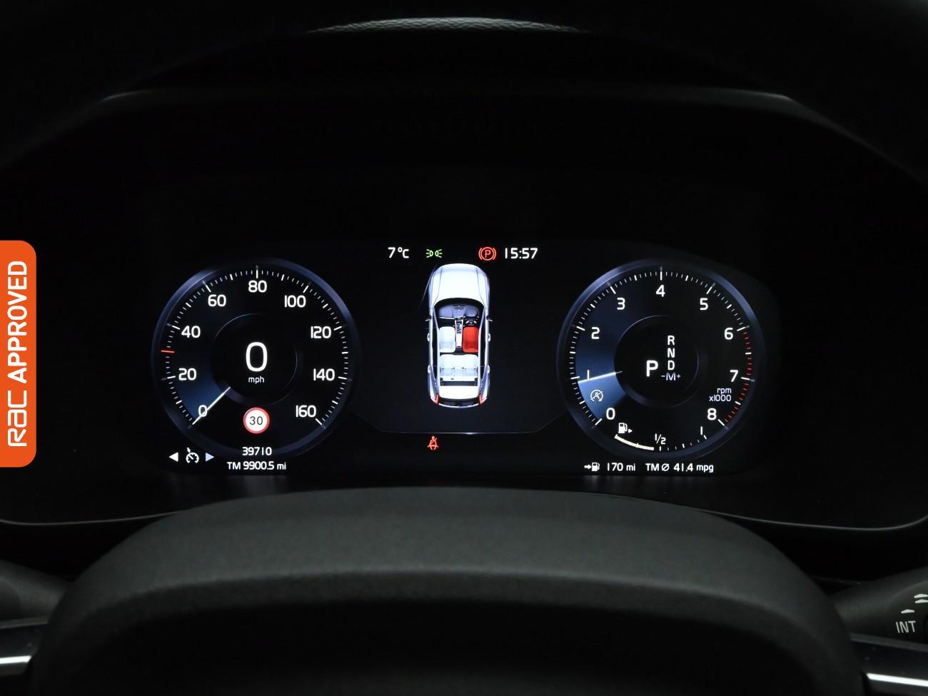 Used Volvo XC40 2021 for sale - 77236078: Photo 11