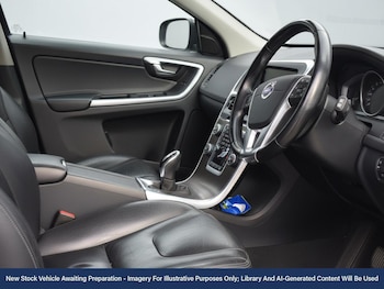 Used Volvo XC60 2015 for sale - 76462233: Photo