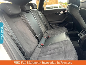 Used Audi A4 2021 for sale - 75735678: Photo