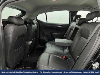 Used Vauxhall Astra 2017 for sale - 77286940: Photo