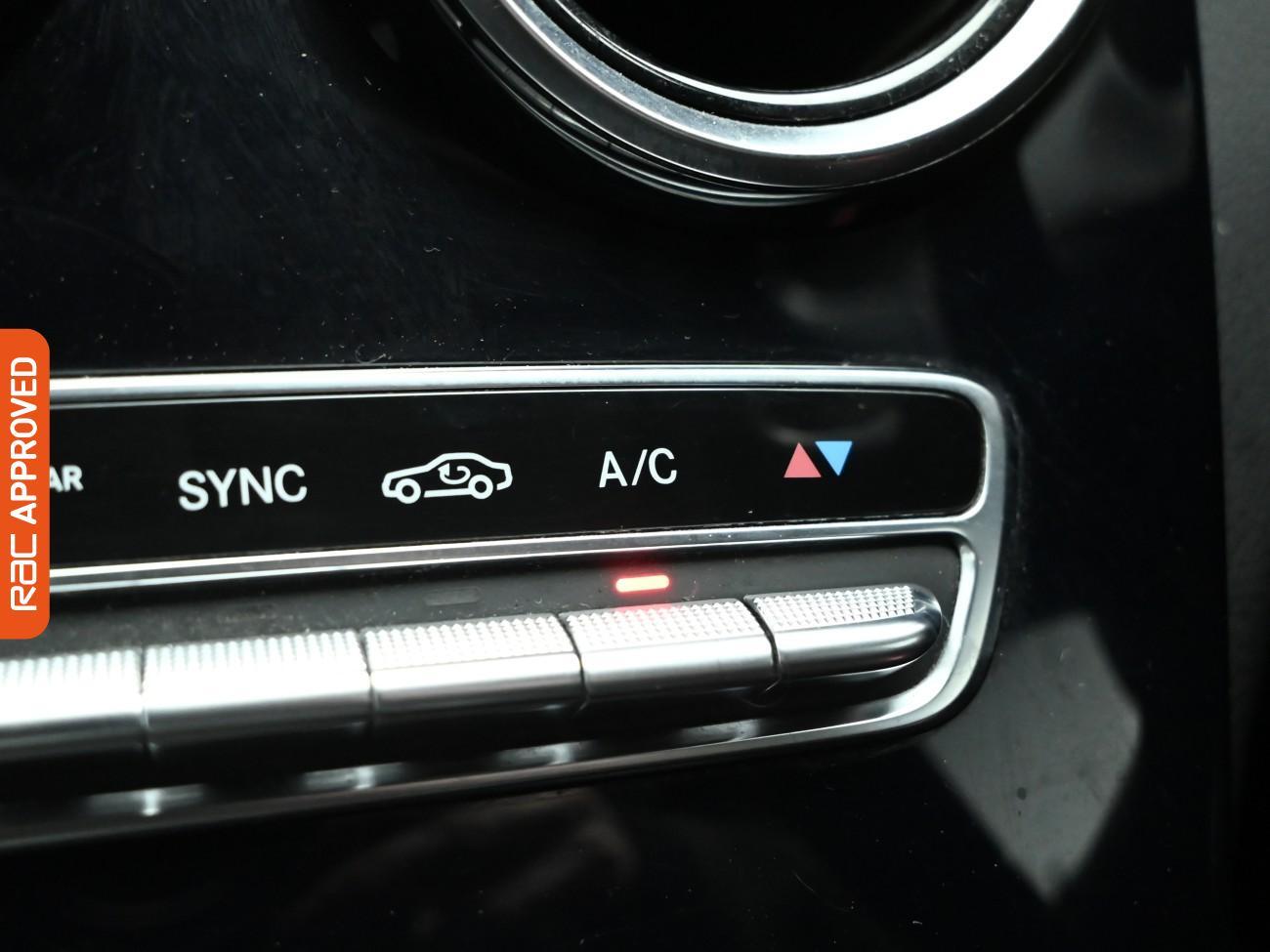 Used Mercedes-Benz C Class 2019 for sale - 77106932: Photo 16