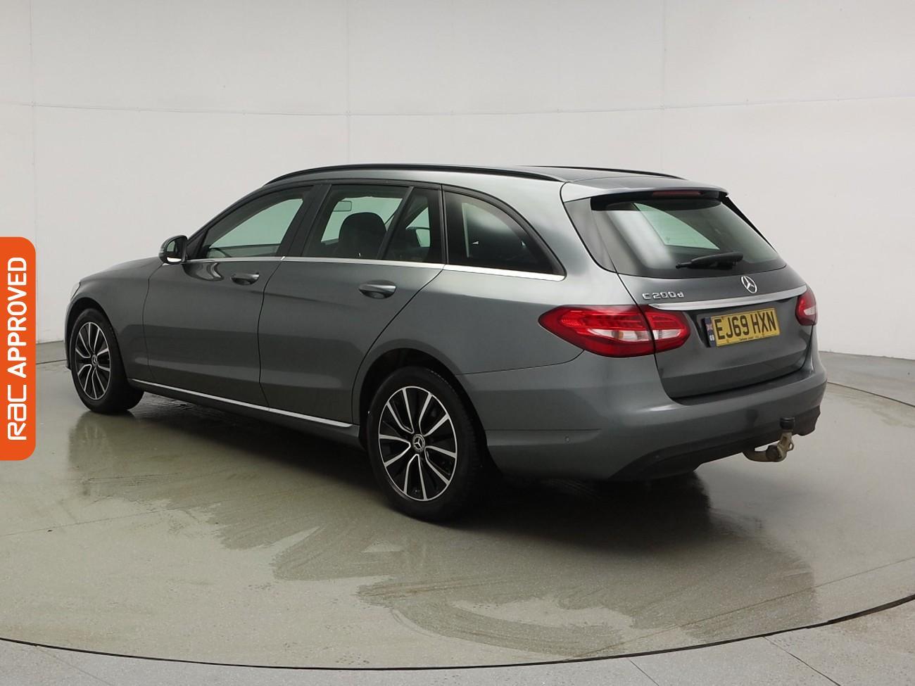 Used Mercedes-Benz C Class 2019 for sale - 77106932: Photo 4