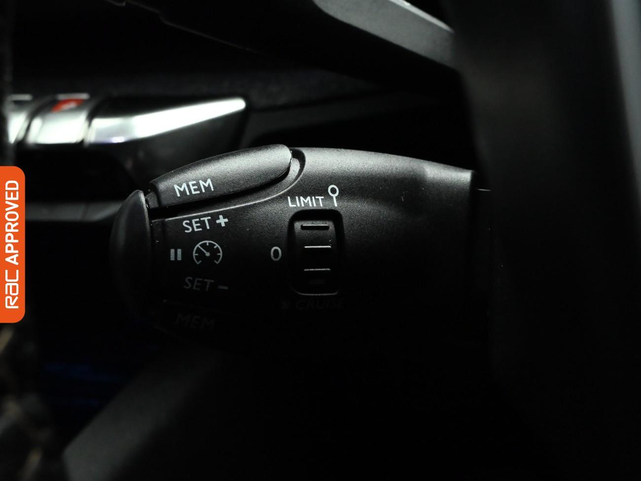 Used Peugeot 3008 2018 for sale - 77463245: Photo 20