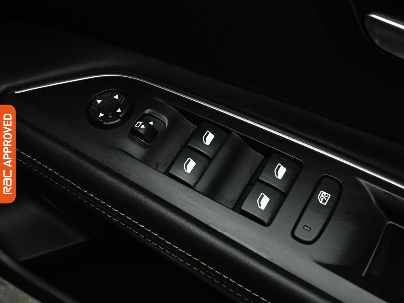 Used Peugeot 3008 2018 for sale - 77463245: Photo 24