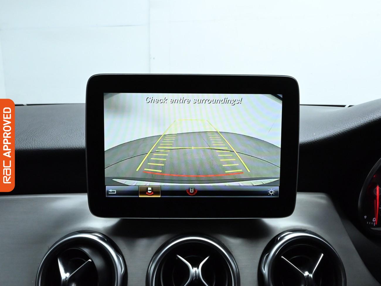 Used Mercedes-Benz GLA 2018 for sale - 76650572: Photo 3