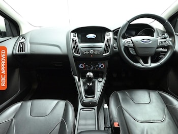 Used Ford Focus 2017 for sale - 78482870: Photo