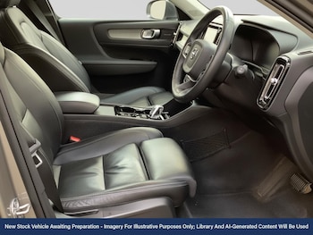 Used Volvo XC40 2021 for sale - 76746305: Photo