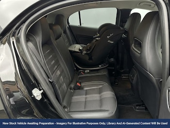 Used Mercedes-Benz GLA 2020 for sale - 77676705: Photo