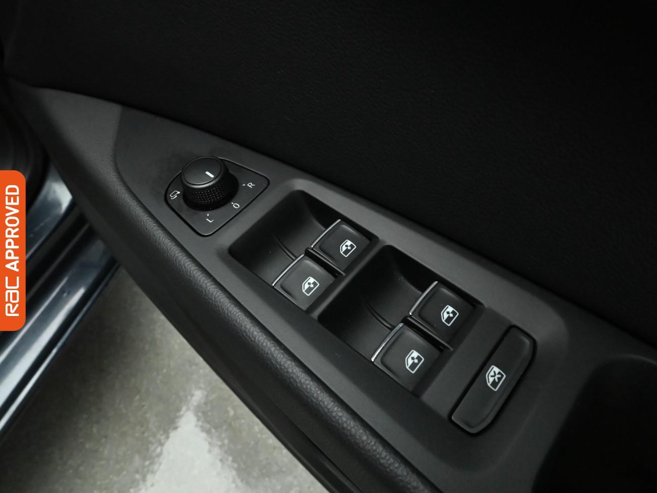 Used SEAT Leon 2019 for sale - 77106953: Photo 25