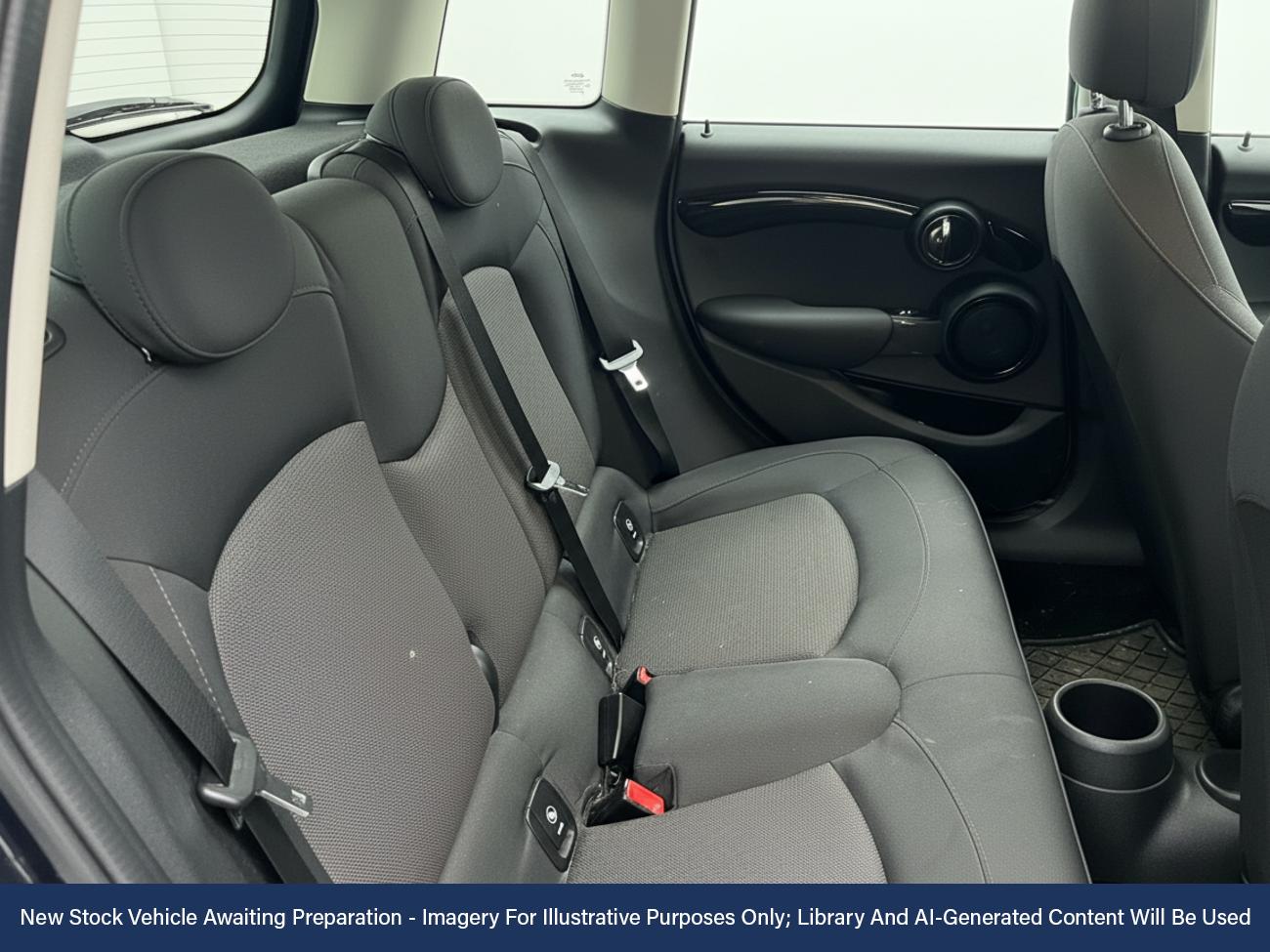 Used MINI Hatch 2021 for sale - 76805317: Photo 4