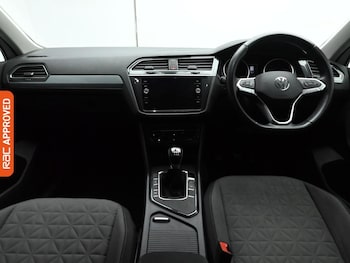 Used Volkswagen Tiguan 2021 for sale - 77608297: Photo