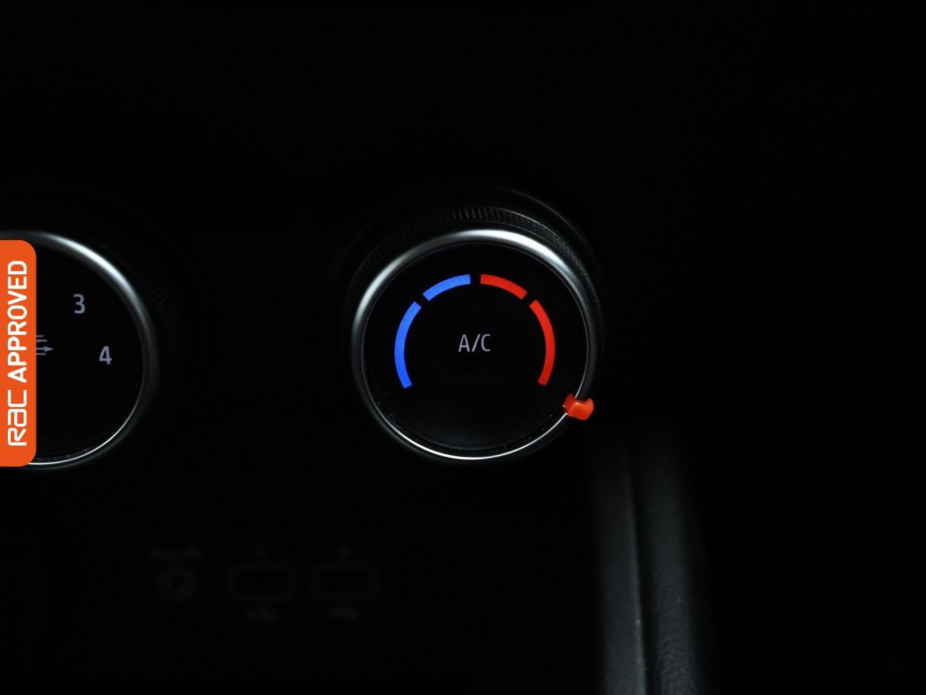 Used Renault Clio 2020 for sale - 76088340: Photo 16