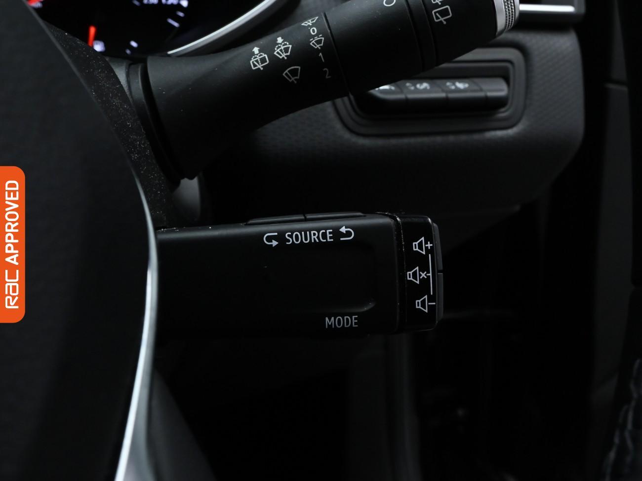 Used Renault Clio 2020 for sale - 76088340: Photo 24