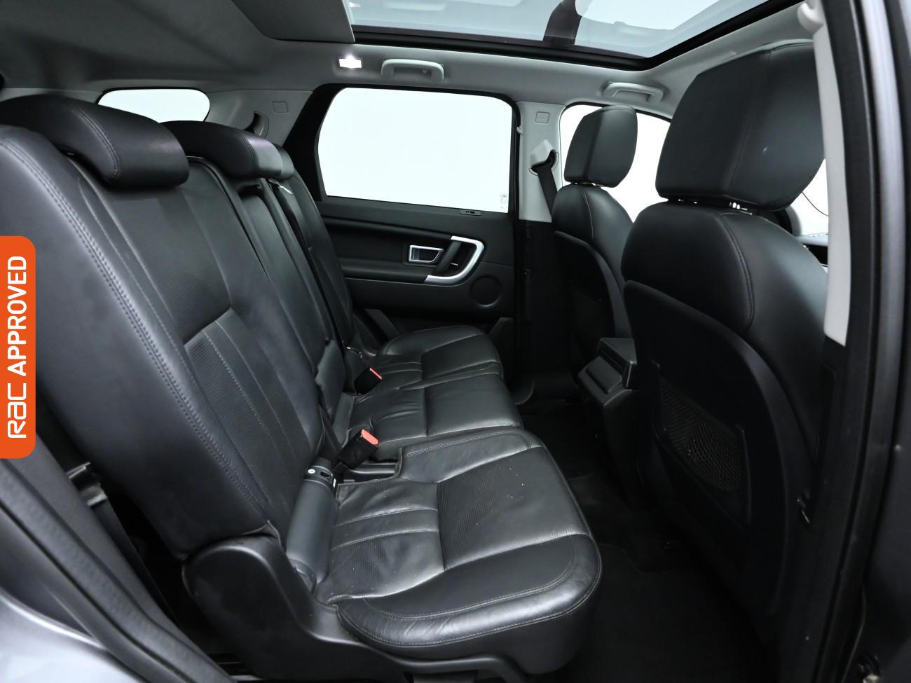 Used Land Rover Discovery Sport 2017 for sale - 76047419: Photo 13