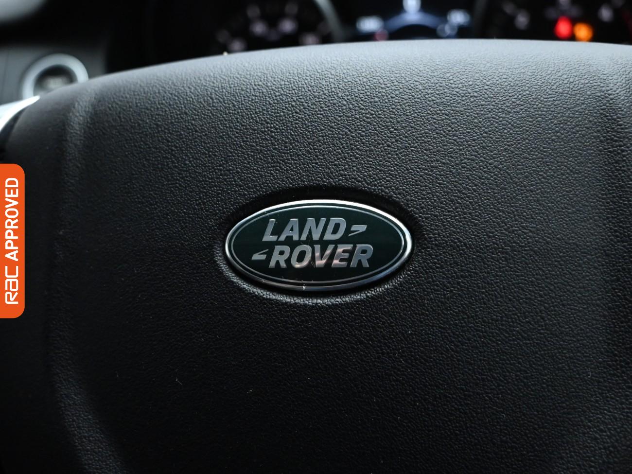 Used Land Rover Discovery Sport 2017 for sale - 76047419: Photo 24